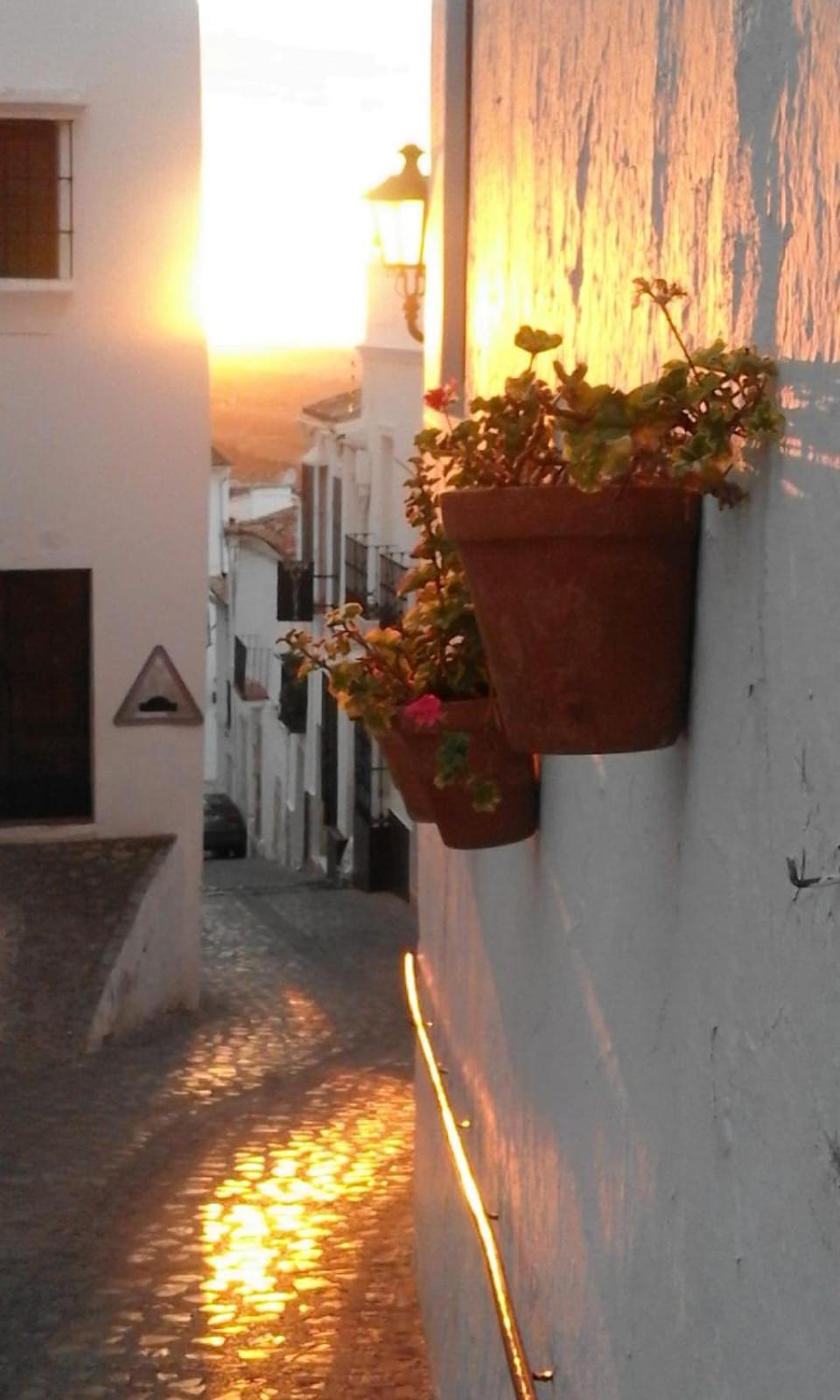 El Detalle Apartamento Y Estudio Zahara De La Sierra Kültér fotó