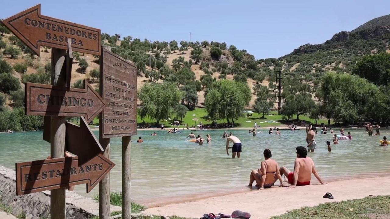 El Detalle Apartamento Y Estudio Zahara De La Sierra Kültér fotó